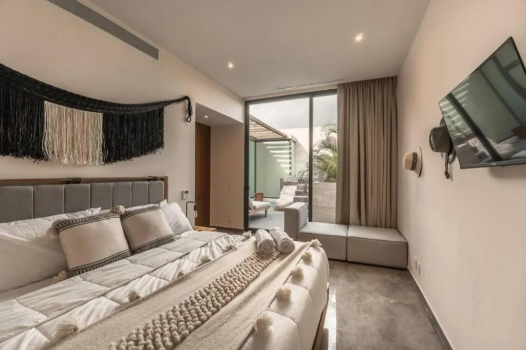 Mistiq Luxury Getaway Villa Tulum